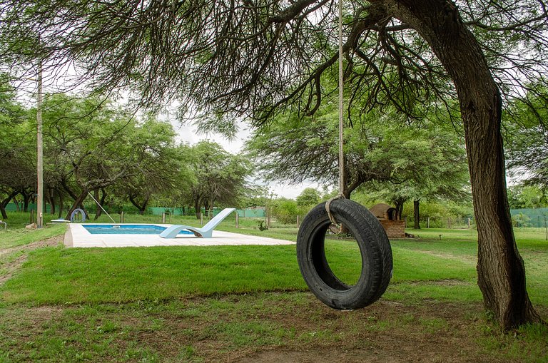 Casa de Vacaciones con Piscina en Santiago - Sin Comisión